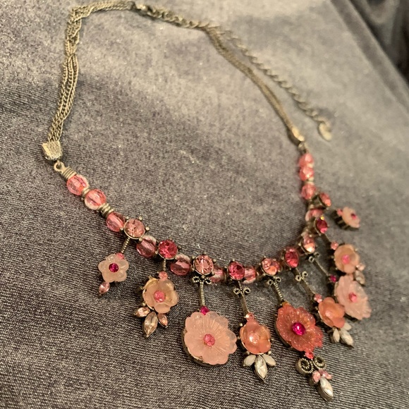🆕🔥Delicate Necklace Set Peach&Pink Flowers - Picture 4 of 6